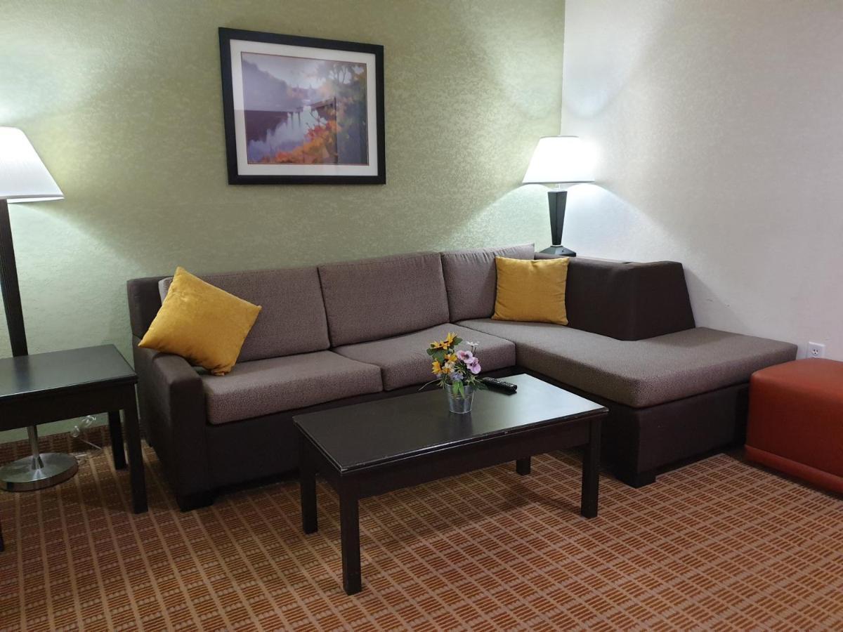 Hawthorn Extended Stay By Wyndham Kingsland Kültér fotó